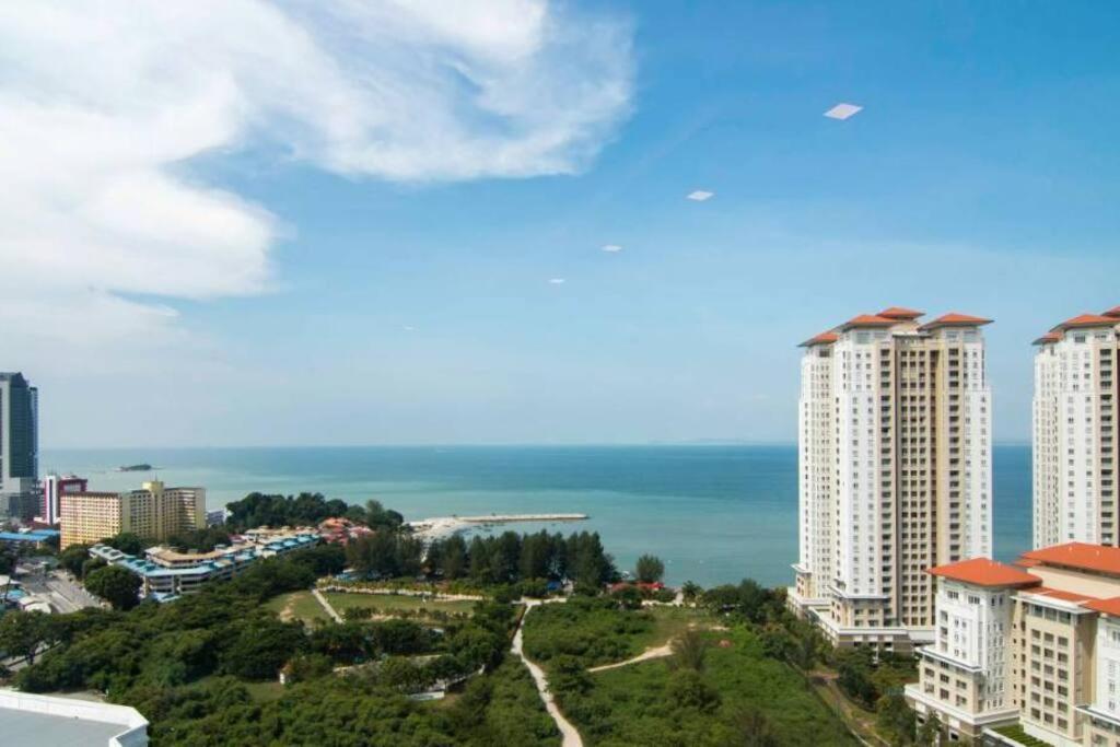 Jazz 313 Cosy 2-Bedroom Suite With Pool & Seaview Bagan Jermal Kültér fotó